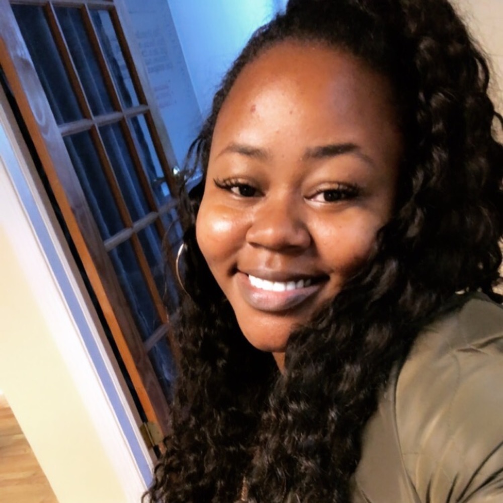 Meet your Posher, Kelly